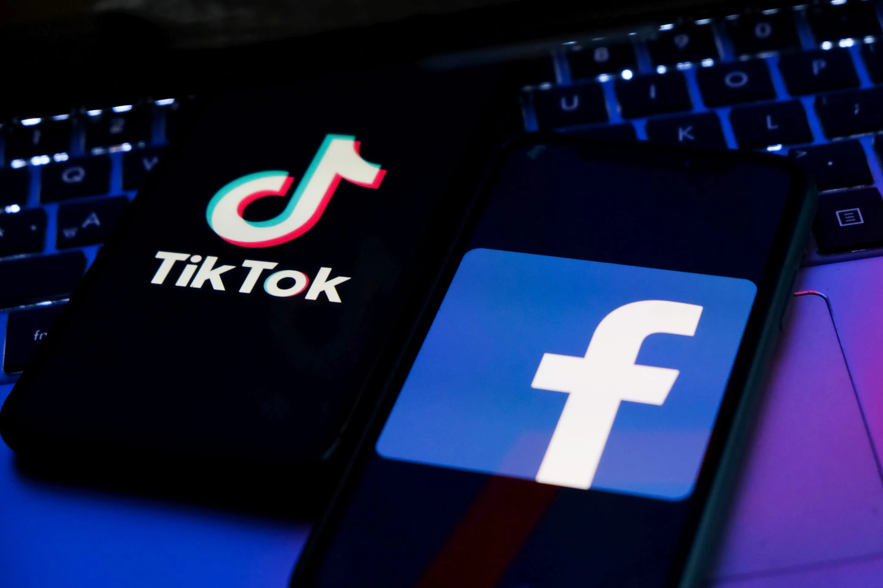 Facebook và TikTok khác nhau thế nào? 3 điểm khác biệt đáng chú ý